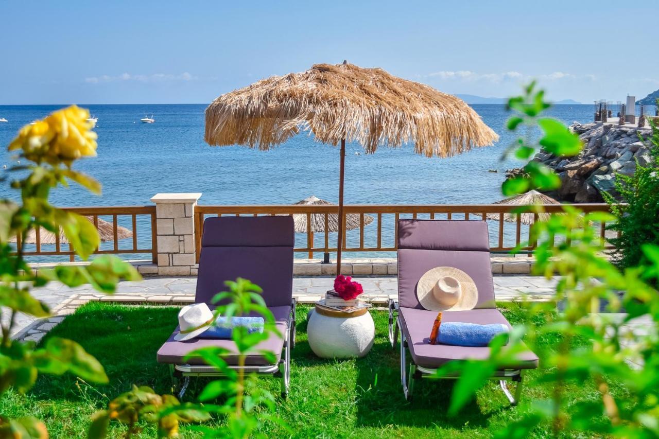 Laia Seafront Luxury Apartments アギア・ペラギア エクステリア 写真